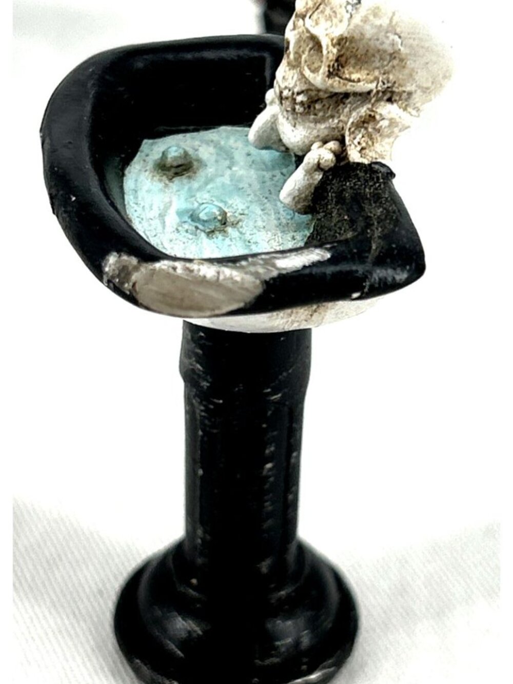 Dollhouse Halloween Miniatures Skulls Witches Legs Tiny Decor 3.25" Lot of 4 - Picture 9 of 10